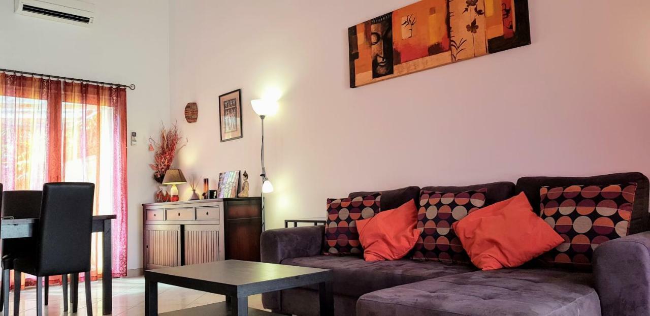 Maison Avec Jardin Au Calme 拉克罗 外观 照片