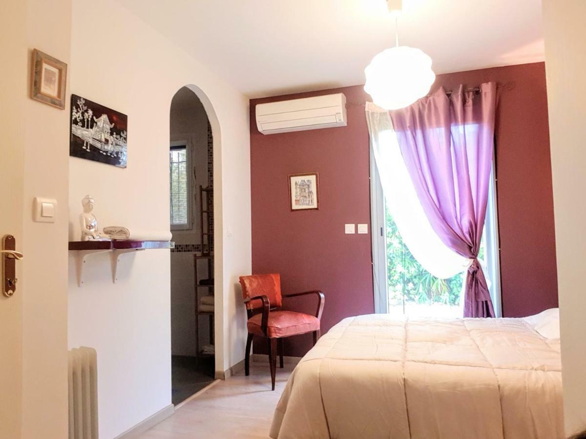 Maison Avec Jardin Au Calme 拉克罗 外观 照片